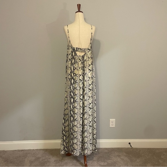 Pink Stitch Snake Skin Pattern Spaghetti Strap Dress- Size 6 - Picture 4 of 8